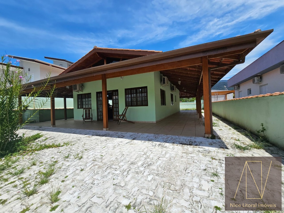 Casa, 3 quartos, 220 m² - Foto 1