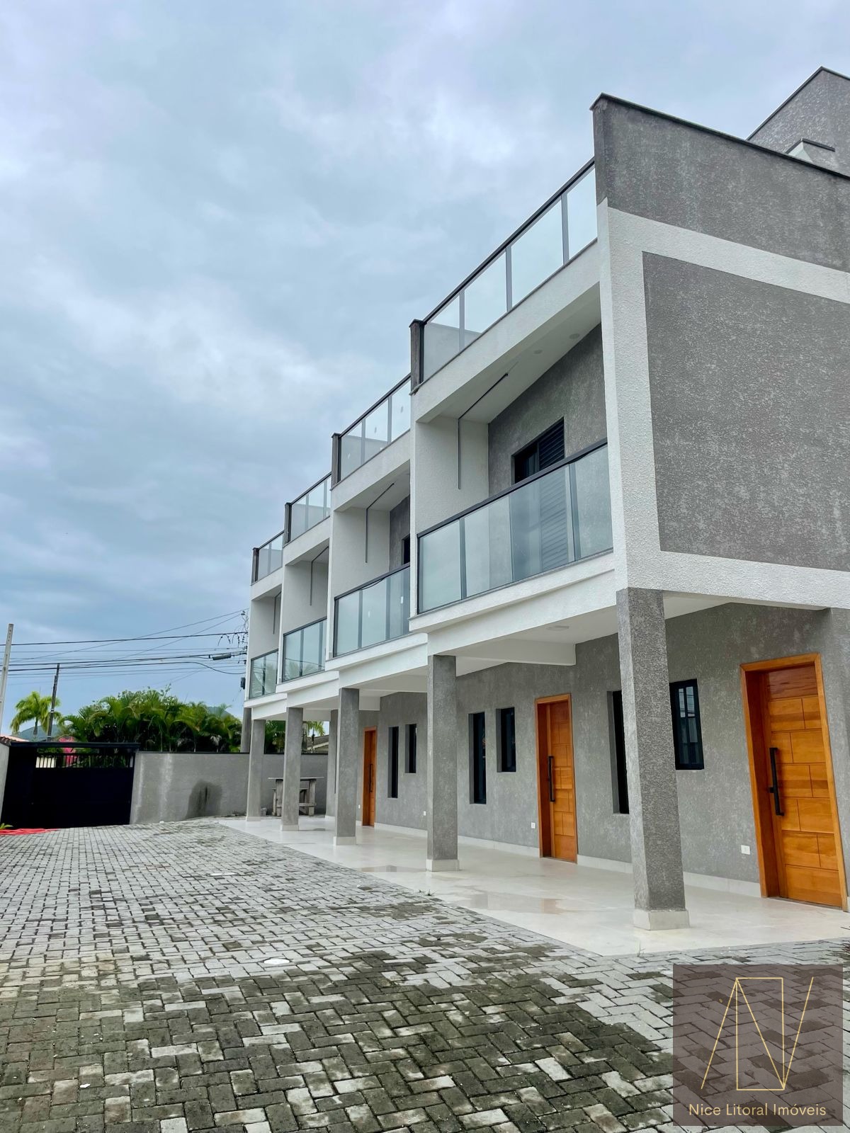 Sobrado, 2 quartos, 180 m² - Foto 1